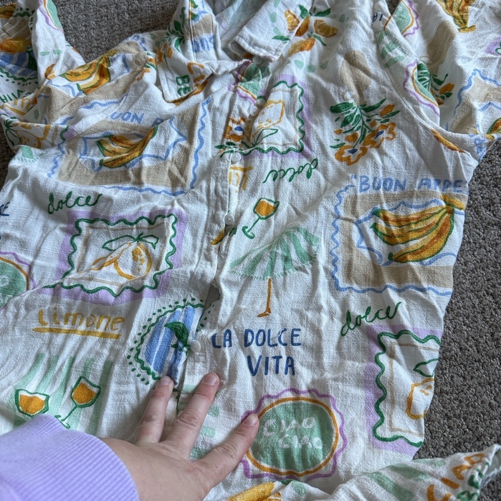 Label of Love Colorful Patterned Button-Up Shirt - Picture 3 of 4
